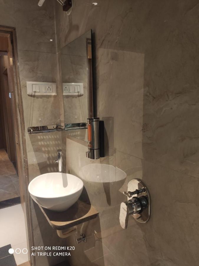 Hotel Dream Residency 나비뭄바이 외부 사진